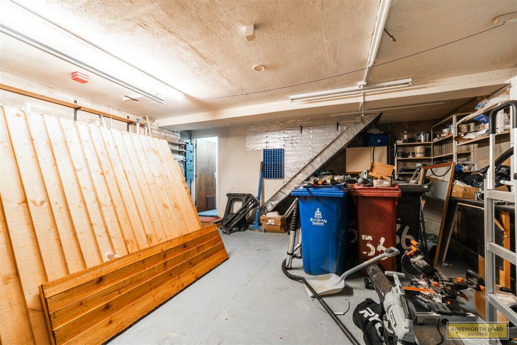 Additional property image - Sunnymere Drive, Darwen, Lancashire