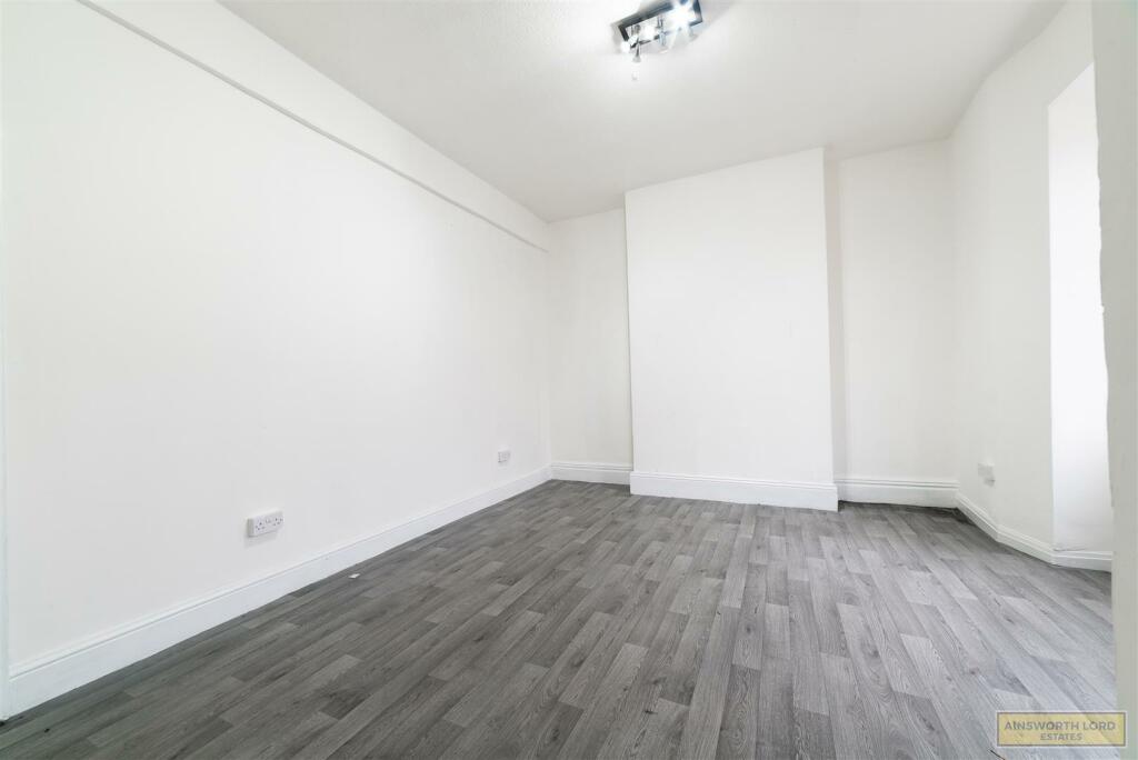Additional property image - Blackburn Road, Darwen