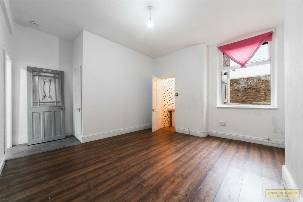 Additional property image - Blackburn Road, Darwen