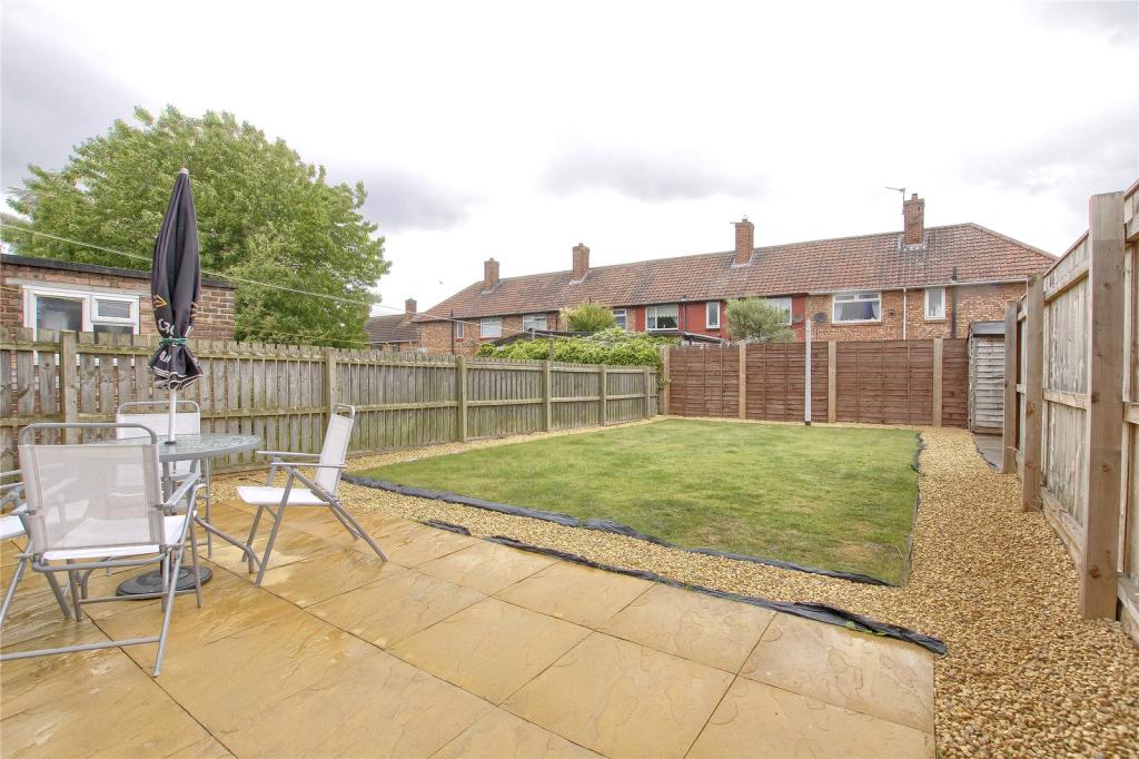 2 bedroom semidetached house for sale in Crossfell Road, Berwick Hills