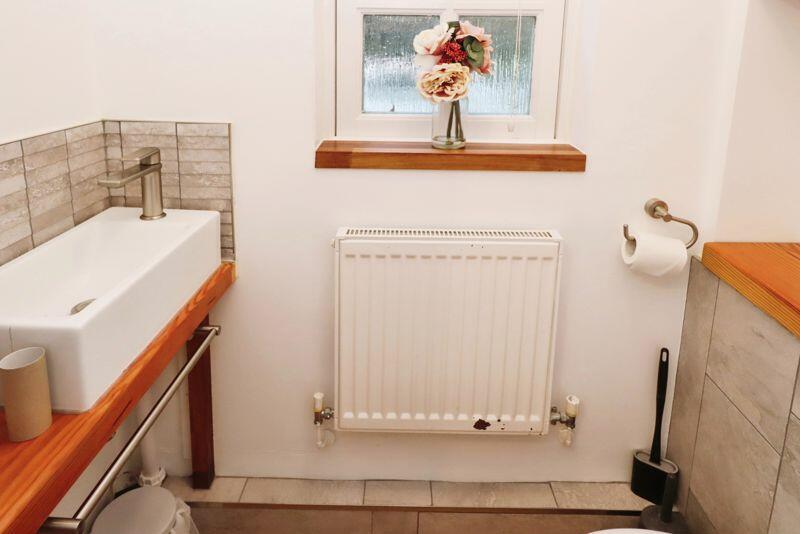 Additional property image - Old Ferry Road, Wivenhoe, Colchester CO7