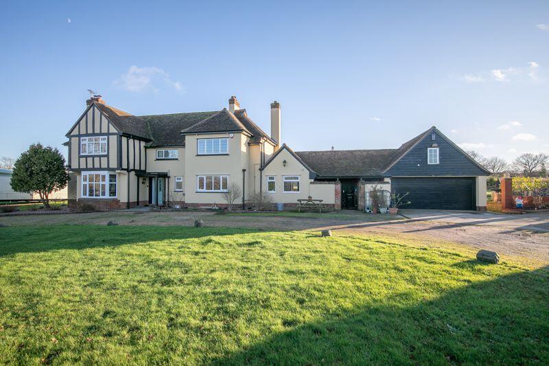 Additional property image - Gutteridge Hall Lane, Weeley, Clacton-On-Sea CO16