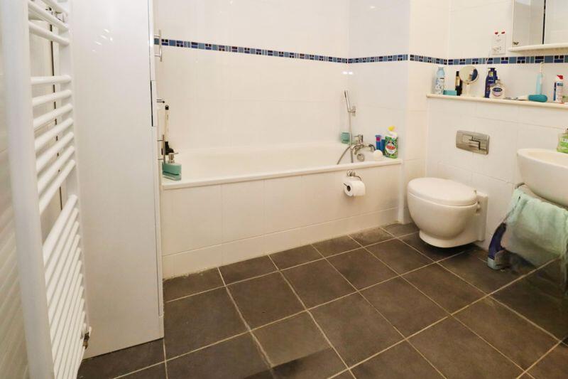Additional property image - Waterside Marina, Brightlingsea, CO7