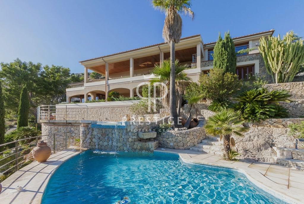 5 bedroom villa for sale in Balearic Islands, Mallorca, Port de Pollenca, Spain