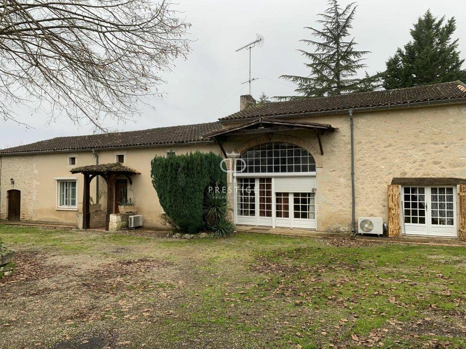 5 bedroom house for sale in Aquitaine, LotetGaronne, Duras, France
