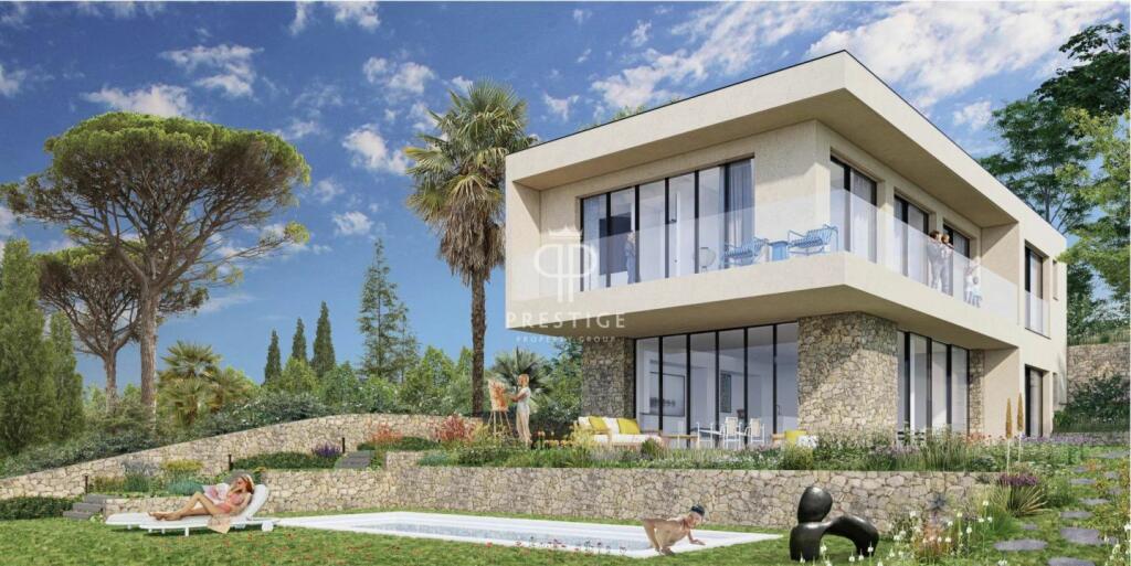 5 bedroom house for sale in ProvenceAlpsCote d`Azur, AlpesMaritimes