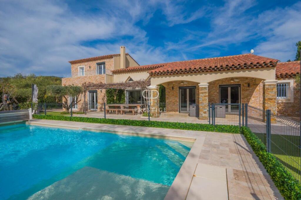 4 bedroom villa for sale in Provence-Alps-Cote d`Azur, Var, Le Plan-de ...