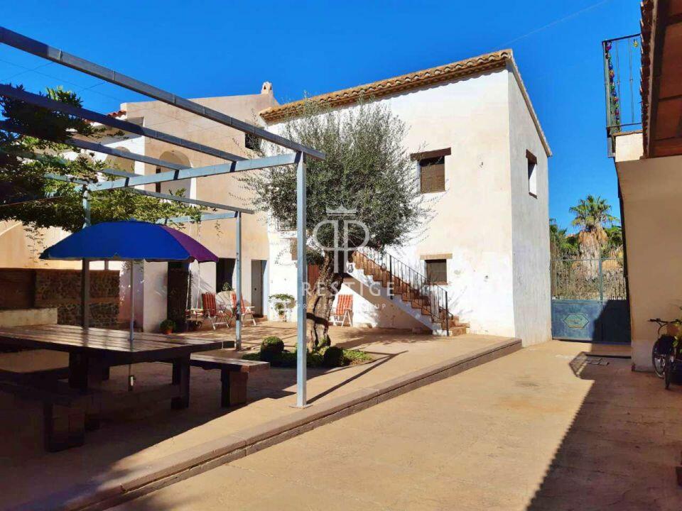 14 bedroom villa for sale in Andalucia, Malaga, Caleta De Velez, Spain