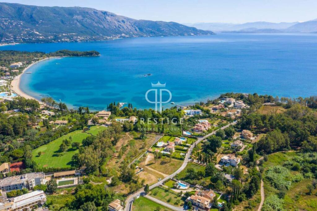 7 bedroom villa for sale in Ionian Islands, Corfu, Dassia, Greece