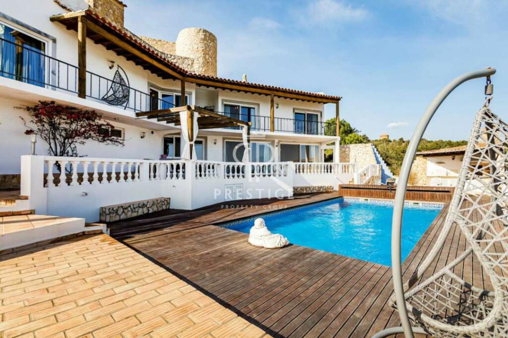 Main image of property: Algarve, Estói