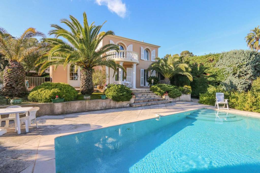4 bedroom villa for sale in Provence-Alps-Cote d`Azur, Alpes-Maritimes ...