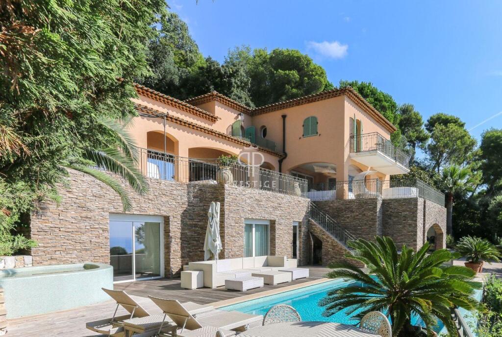 Main image of property: Provence-Alps-Cote d`Azur, Alpes-Maritimes, Villefranche-sur-Mer