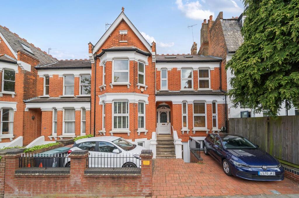 Main image of property: Muswell Avenue, London, N10