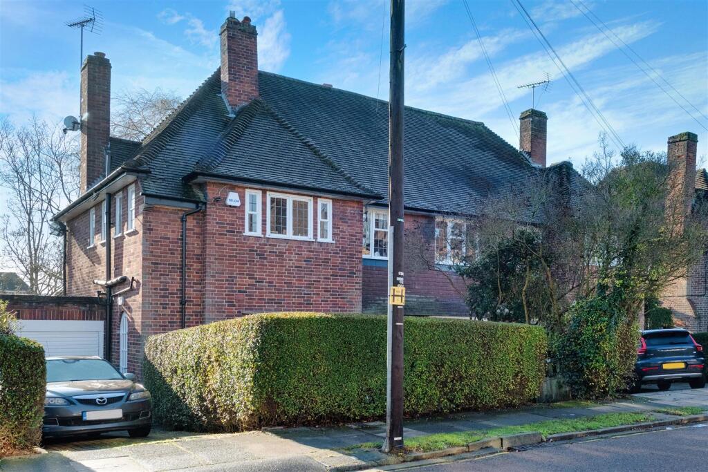 Main image of property: Brim Hill, Hampstead Garden Suburb NW11