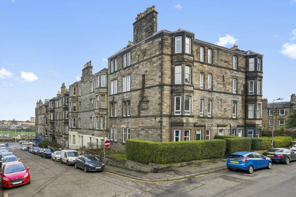 2 bedroom flat for sale in 35/3 Meadowbank Crescent, Meadowbank