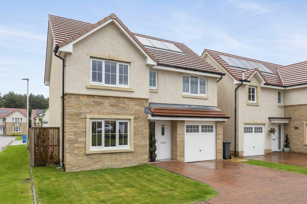 4 bedroom detached house for sale in 12 Coatdyke Crescent, Livingston