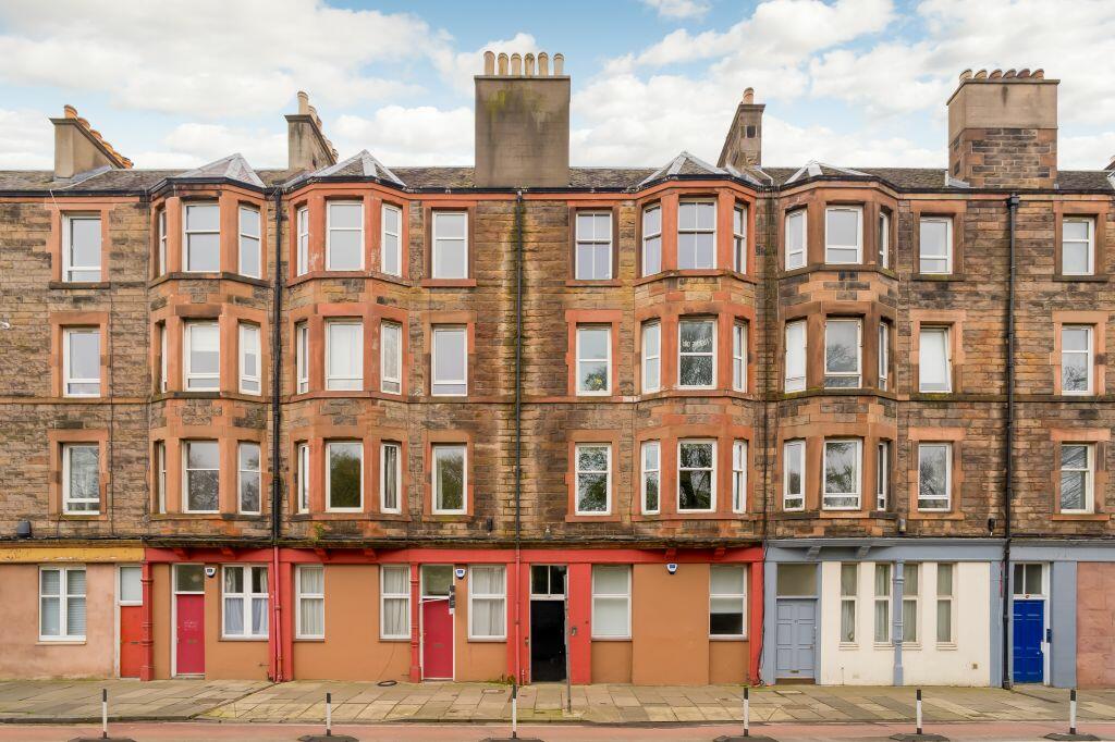 2 bedroom flat for sale in 19/6 Slateford Road, Slateford, Edinburgh