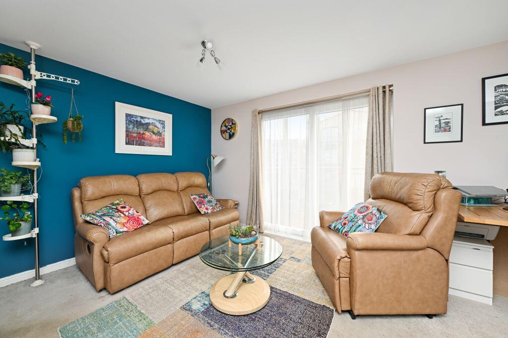 Main image of property: 57/7 Hesperus Broadway, Granton, Edinburgh, EH5 1FT