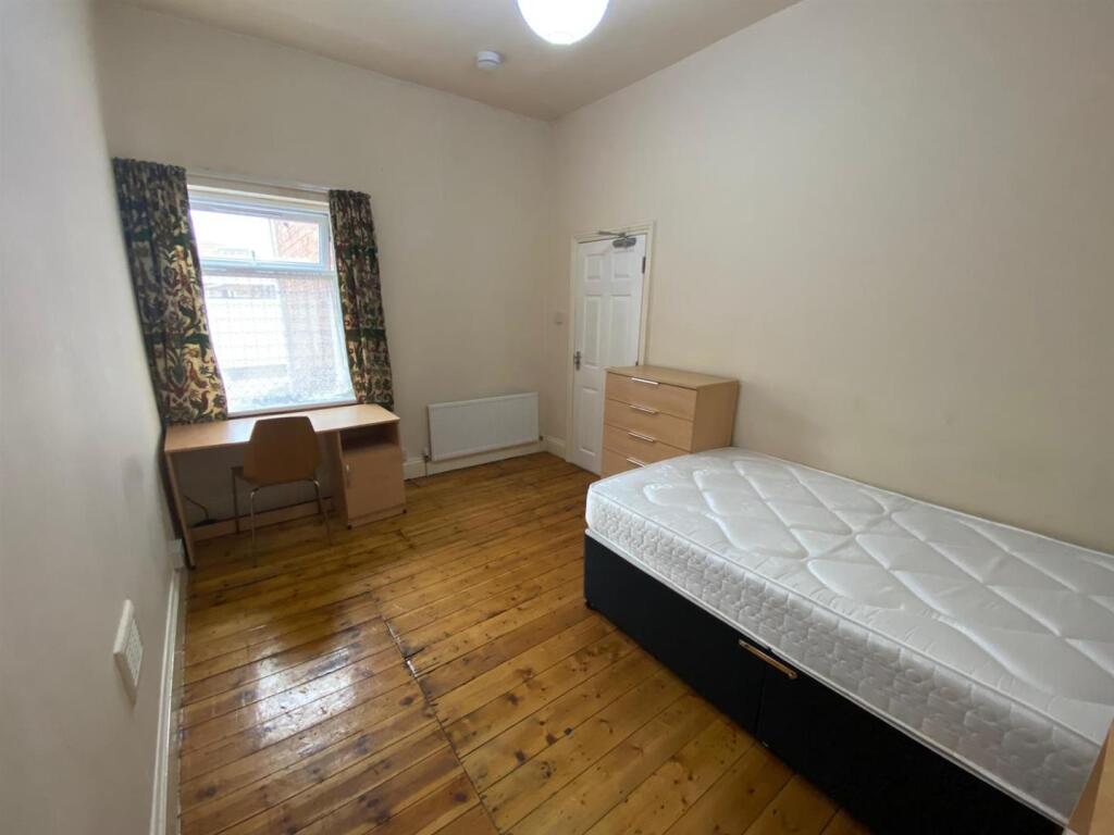 Additional property image - Room 3, Bramble Street, Stoke, Coventry, CV1 2HA