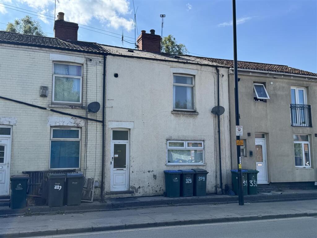 Main image of property: Bedworth Road, Longford, Coventry CV6 6BN
