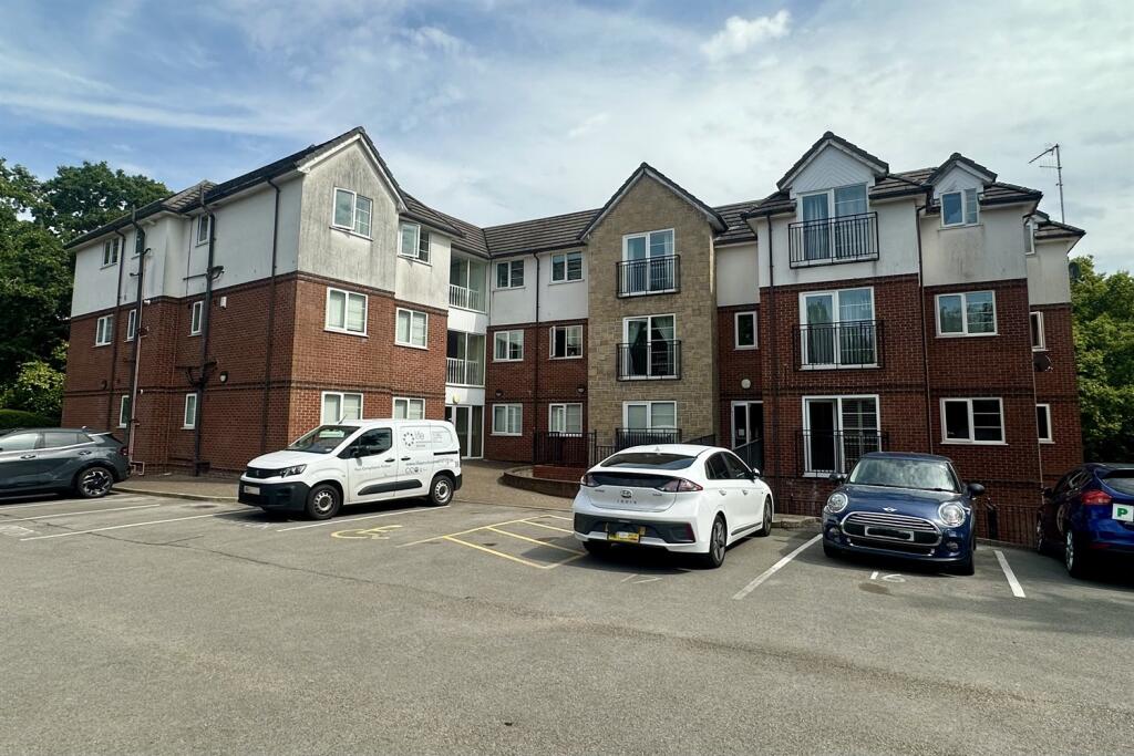 Main image of property: Hollyhedge Road, Manchester