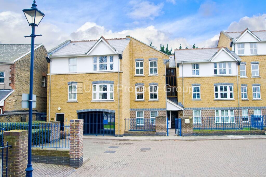 Main image of property: Baldock Street, London