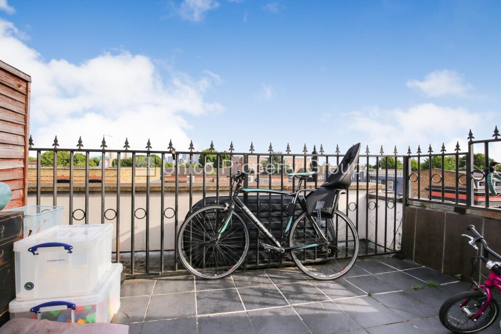 Main image of property: Roman Road, London E3
