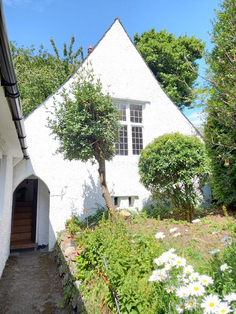 4 bedroom detached house for sale in Bangor, Gwynedd, LL57