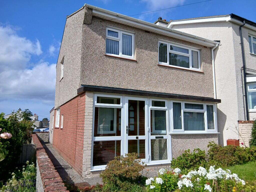 Main image of property: Llanllechid, LL57