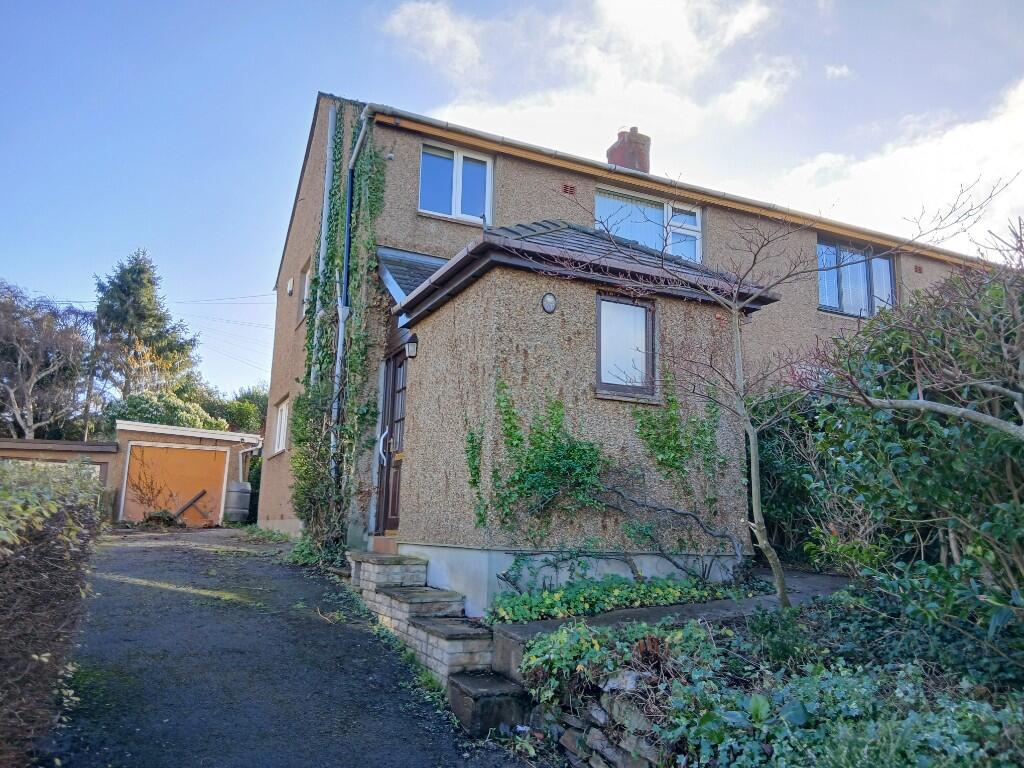 Main image of property: Bangor, Gwynedd, LL57