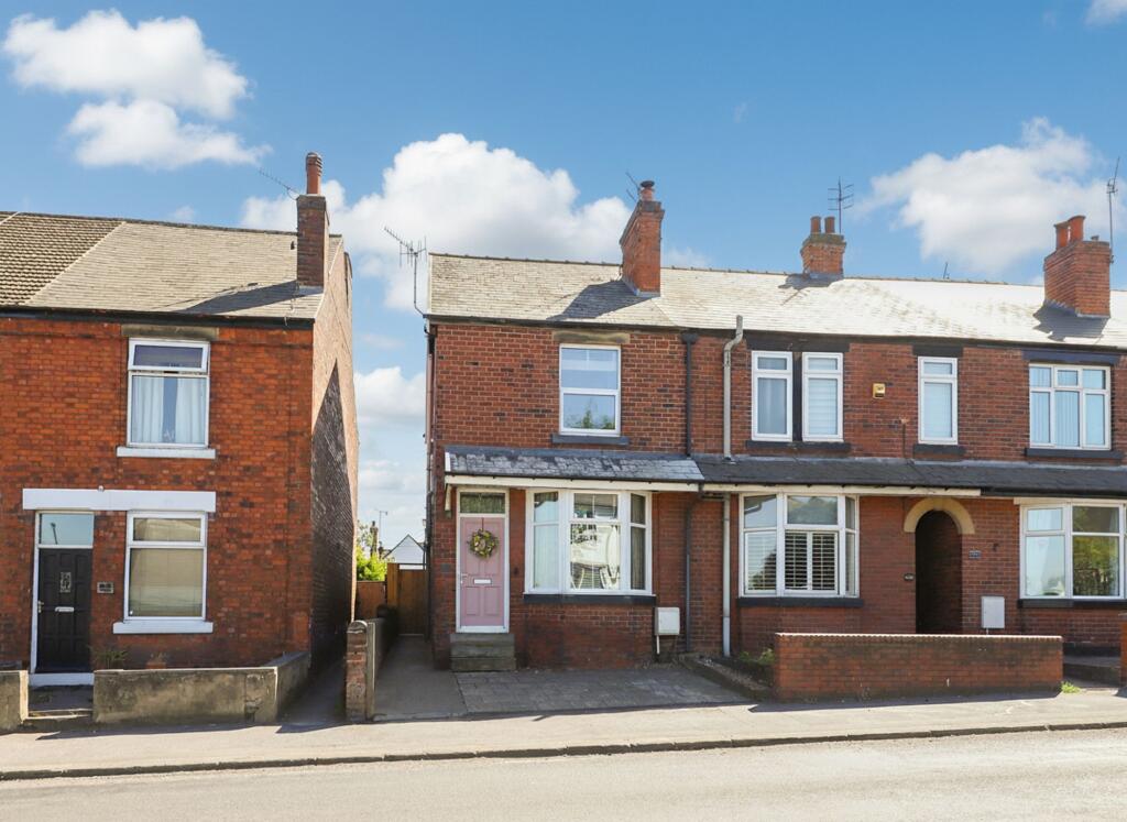 Main image of property: Chatsworth Road, Chesterfield, S40