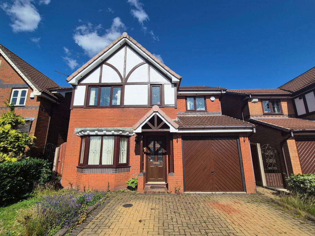 Main image of property: Waterloo Gardens, Ashton-Under-Lyne, OL6