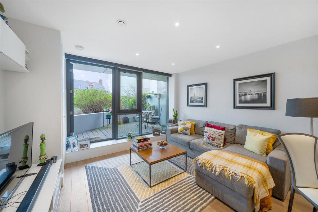 Main image of property: Wimbledon Park Road, Southfields, London, SW18