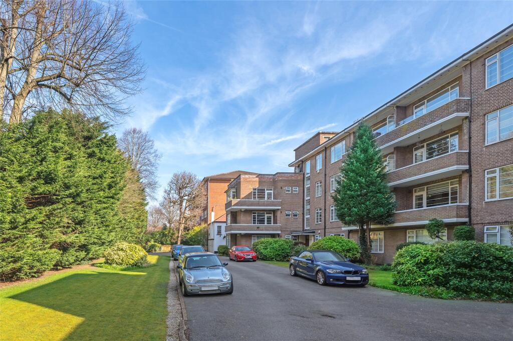 Main image of property: Wimbledon Park Side, Wimbledon, London, SW19