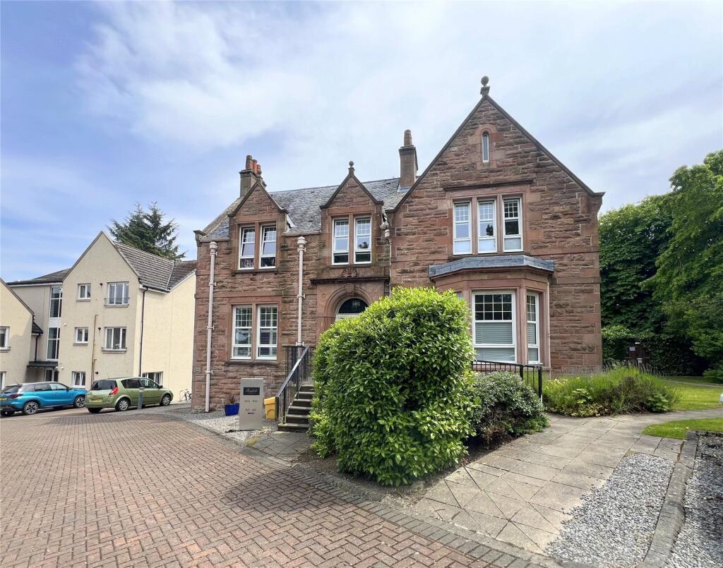 Main image of property: 82c Fairfield Road, Inverness, IV3