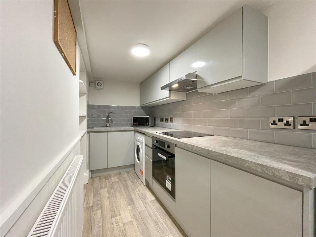 Main image of property: Flat 1, 9 Parkers Road, Sheffield