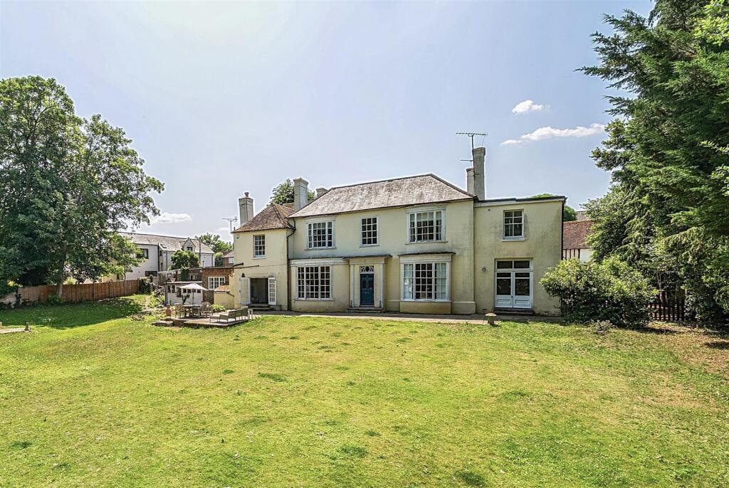 Main image of property: Georgian, Seven Bedroom, 6,600 SQ/FT - East Malling
