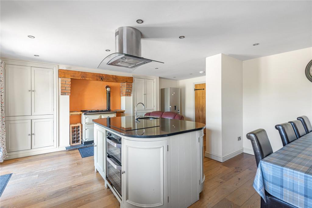 5 bedroom detached house for sale in Llangammarch Wells, Powys, LD4