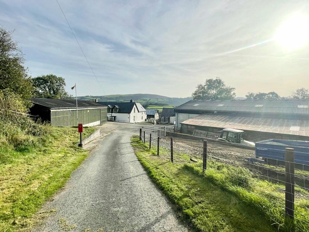 5 bedroom detached house for sale in Rhosferig, Builth Wells, Powys, LD2