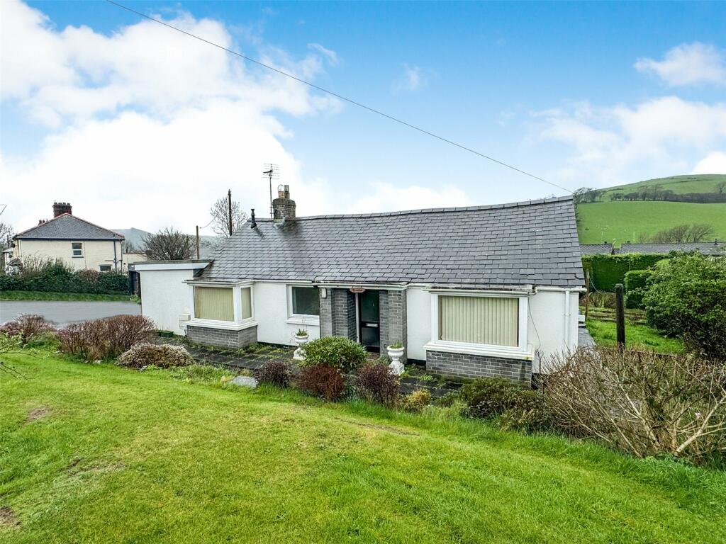 3 bedroom bungalow for sale in Bow Street, Ceredigion, SY24