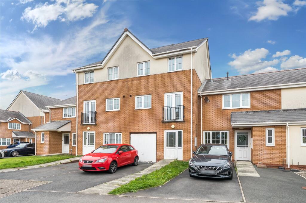 Main image of property: Clos Gerallt, Llanbadarn Fawr, Aberystwyth, Ceredigion, SY23