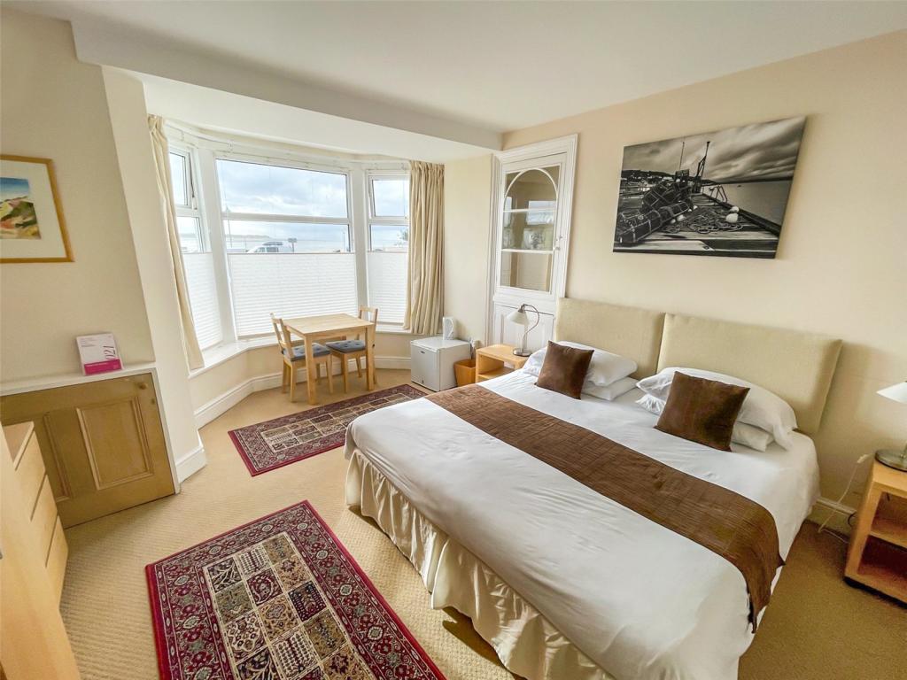 5 bedroom terraced house for sale in Glandovey Terrace, Aberdyfi