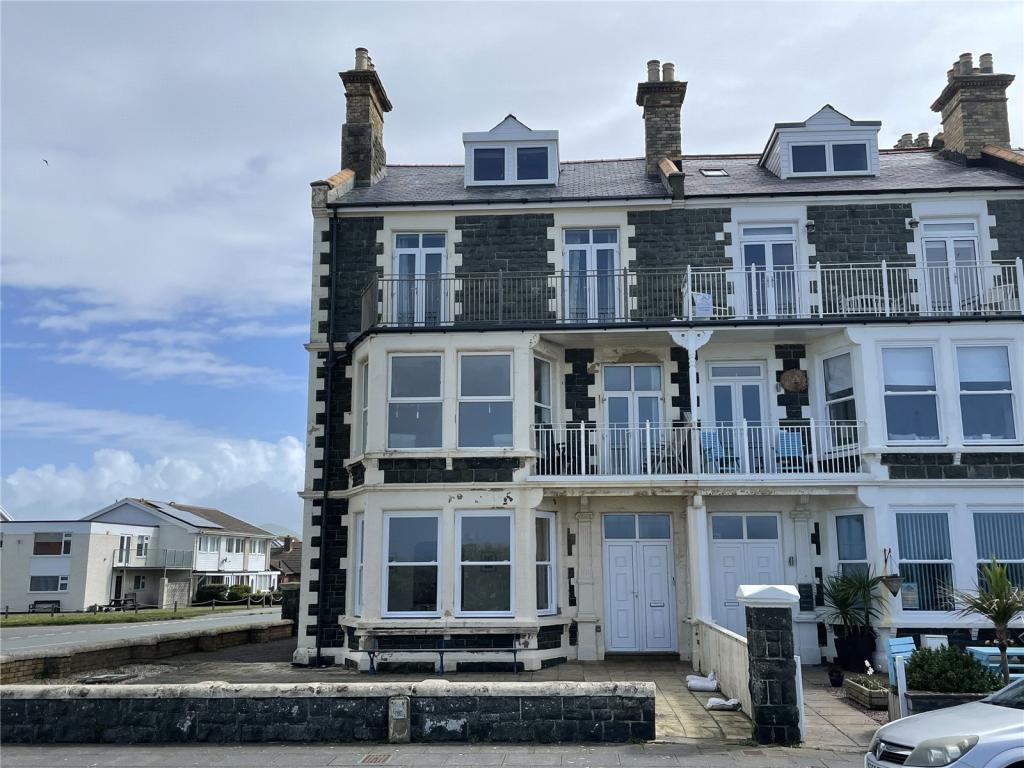 Main image of property: Marine Parade, Tywyn, Gwynedd, LL36