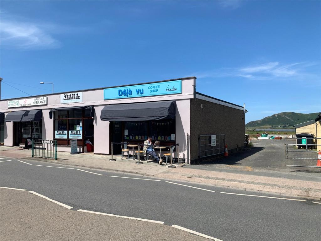 Commercial property for sale in High Street, Tywyn, Gwynedd, LL36