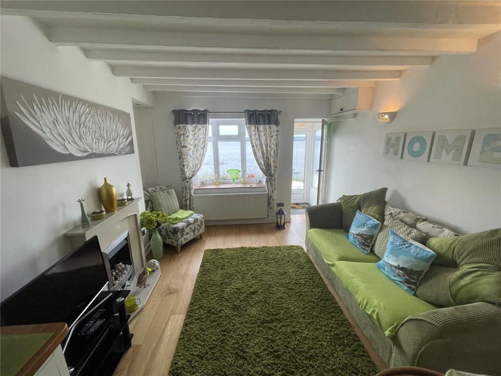 2 bedroom terraced house for sale in Penhelyg Road, Aberdyfi, Gwynedd, LL35