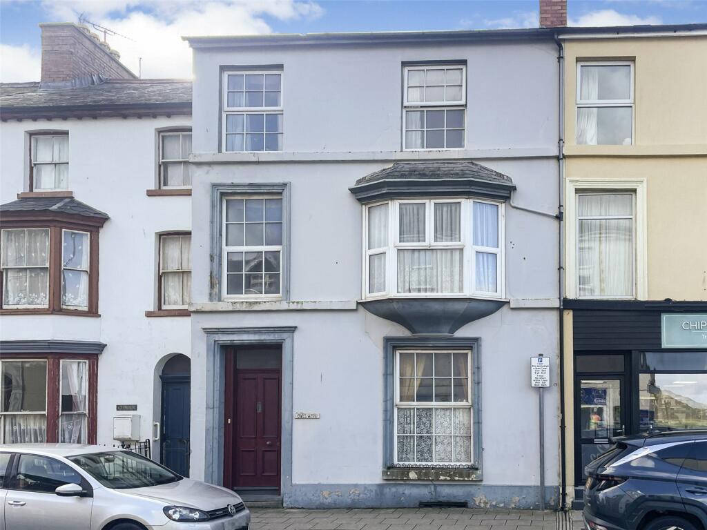 Main image of property: High Street, Tywyn, Gwynedd, LL36