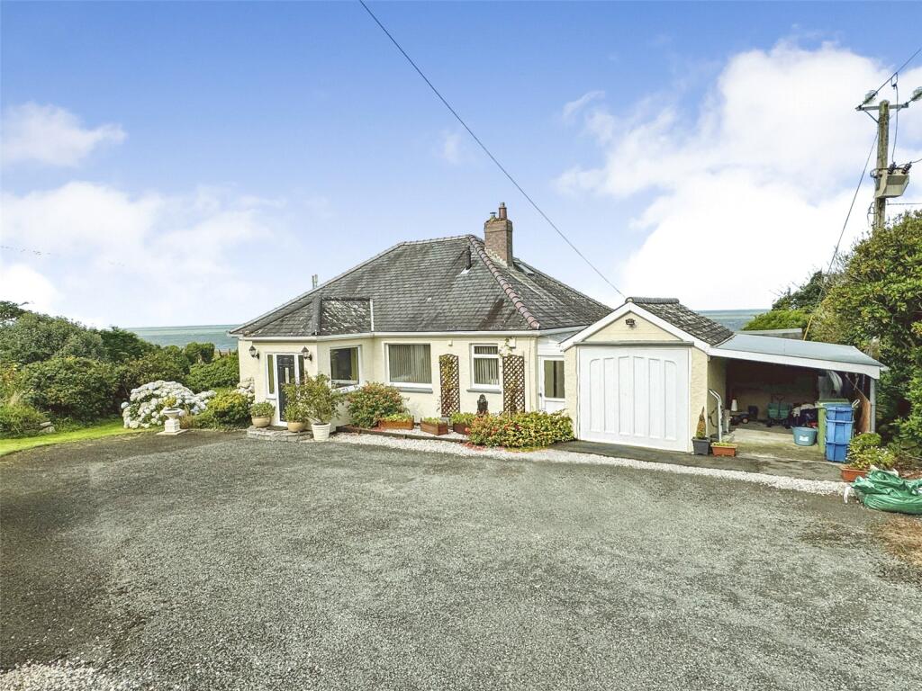 Main image of property: Llwyngwril, Gwynedd, LL37