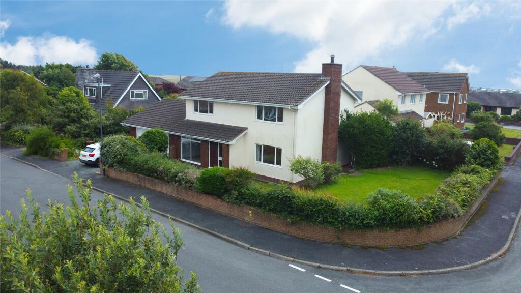 Main image of property: Faenol Isaf, Tywyn, Gwynedd, LL36