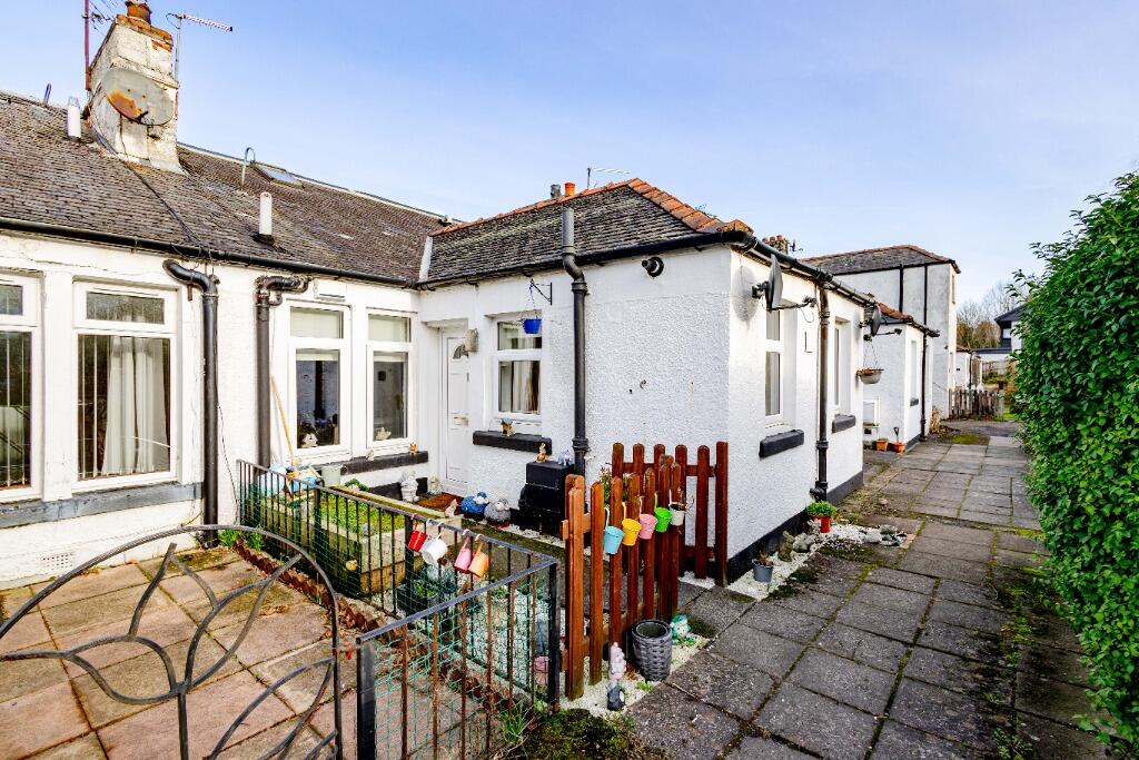 2 bedroom terraced house for sale in Millbank Row, Dreghorn, North