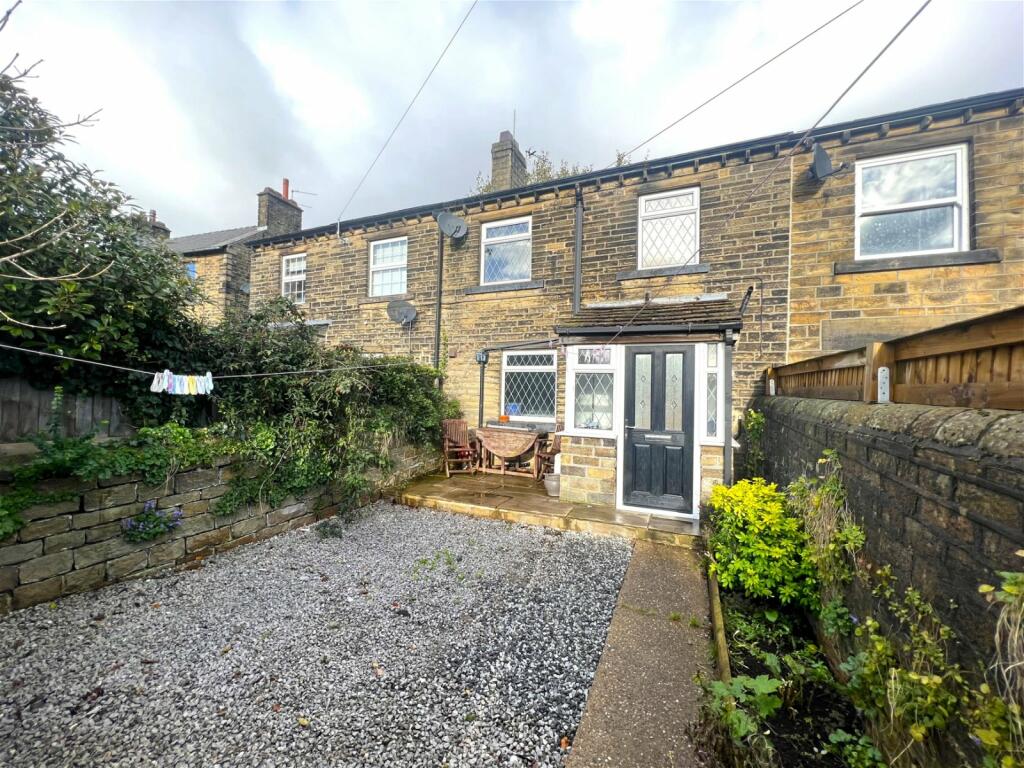 Main image of property: Penistone Road, Shelley, Huddersfield, HD8 8HY